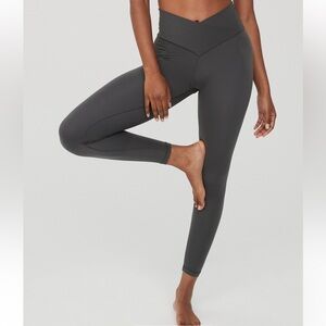 NWT OFFLINE By aerie Metallic Gray/Silver Real Me 7/8 High Rise Legging